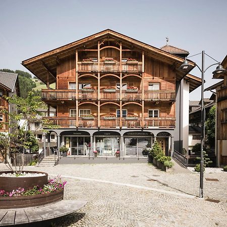 Christophorus Mountain Residence San Vigilio Di Marebbe Exterior foto